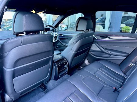 2023 BMW 5 Series - thumbnail 13