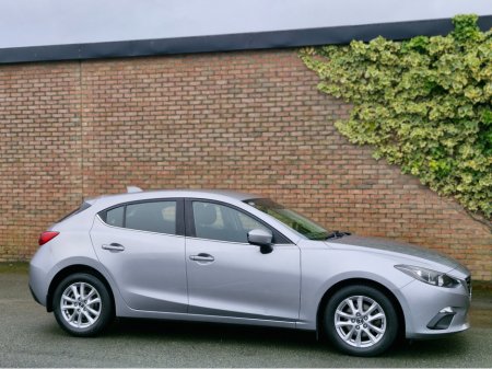 2014 Mazda Mazda3 150PS EXECUTIVE €5,994 thumbnail
