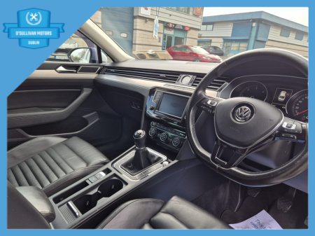 2016 Volkswagen Passat - thumbnail 13