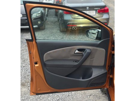 2017 Volkswagen Polo Cross 1.2L Petrol Automatic (7079) €13,495 thumbnail