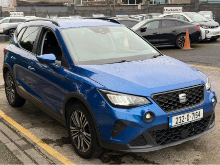 2023 SEAT Arona PARKING SENSORS..APPLE CARPLAY & ANDROID AUTO €17,950 thumbnail