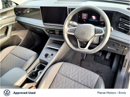 2026 Volkswagen Tiguan - thumbnail 2