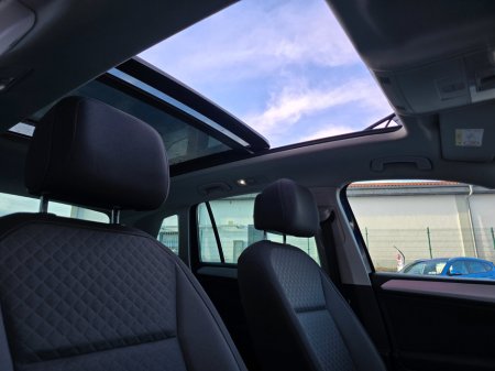 2018 Volkswagen Tiguan 2.0 TDI 115HP BMT Comfortline €19,950 thumbnail