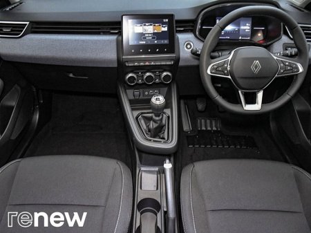 2025 Renault Clio - view 2