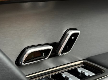 2023 Land Rover Range Rover Sport 3.0 P440E SE €89,950 thumbnail