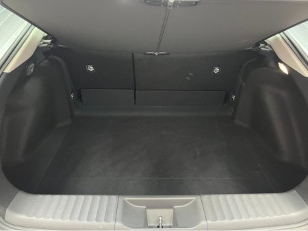 2025 Toyota Prius - thumbnail 7