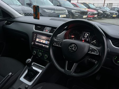 2019 Skoda Octavia  €14,850 thumbnail