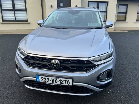 2023 Volkswagen T-Roc 1.0 TSI 110HP Life €25,950 thumbnail