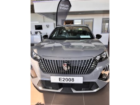 2025 Peugeot 2008 Electric 156bhp (54 kWh) Allure €36,100