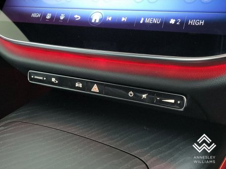 2025 Mercedes-Benz E Class E220d AMG Line €76,950 thumbnail