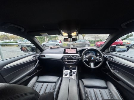 2019 BMW 5 Series - thumbnail 9