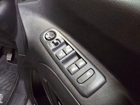 2024 Citroen Berlingo Feel Pack Diesel Bluehdi 100 5 Seats - Wheelchair Accessible €34,950 thumbnail