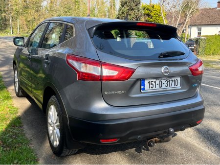 2015 Nissan Qashqai - thumbnail 11