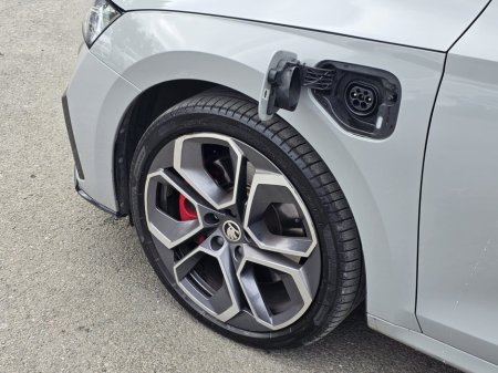 2021 Skoda Octavia - thumbnail 7