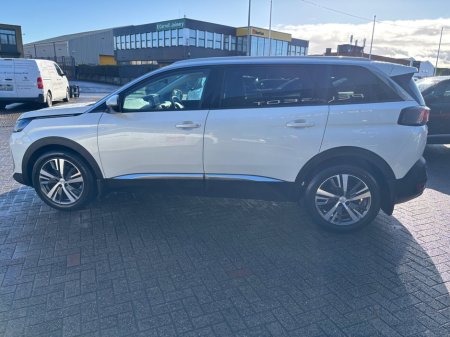 2021 Peugeot 5008 1.5 BlueHDi 130bhp Allure €27,950 thumbnail