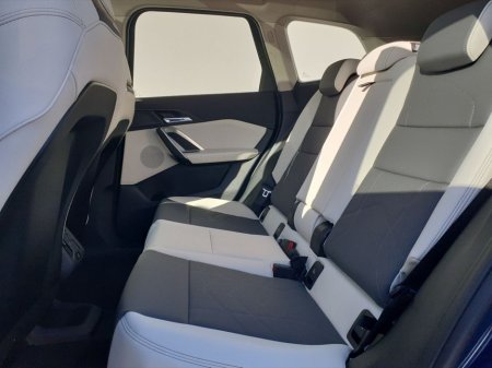 2026 BMW X1  thumbnail