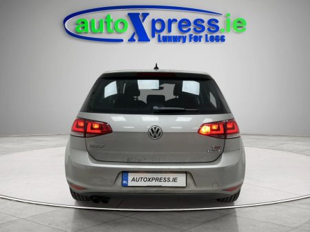 2016 Volkswagen Golf - thumbnail 9