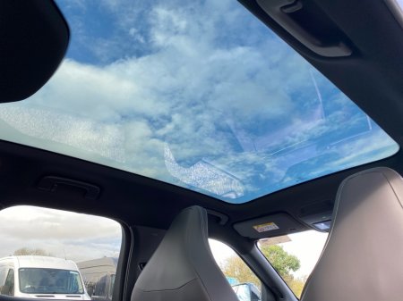 2026 Ford Capri Premium Extended Range €52,500 thumbnail