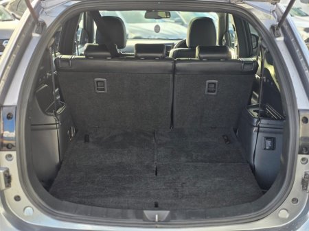 2019 Mitsubishi Outlander OUTL 4WD MT BLACK LINE 4DR €25,950 thumbnail