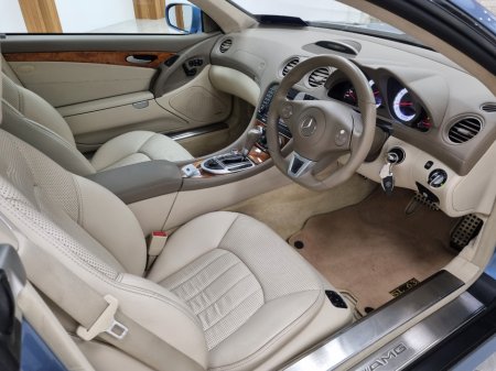 2010 Mercedes-Benz SL Class - thumbnail 14