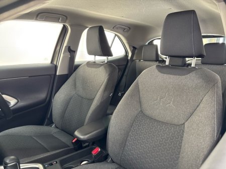 2024 Toyota Yaris Cross - thumbnail 16