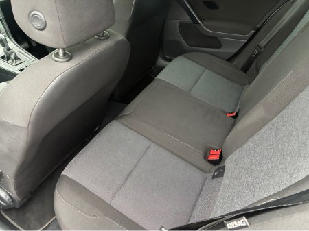 2016 Volkswagen Golf - thumbnail 22