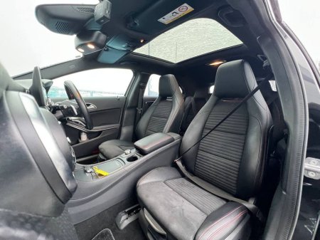 2018 Mercedes-Benz A Class A180 AMG-LINE 1.6 // TILT & SLIDE PAN ROOF // 18" DIAMOND CUT ALLOYS // FULL AMG-LINE SPORT INTERIOR €22,900 thumbnail