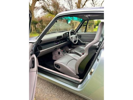 1995 Porsche 911 - thumbnail 16