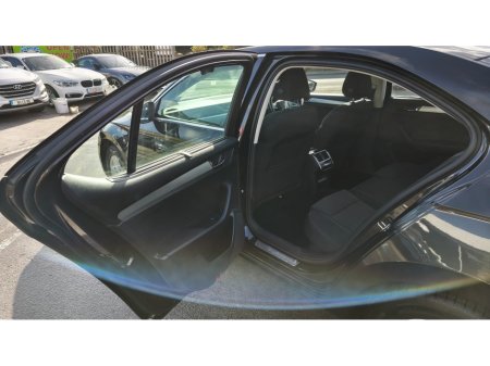 2015 Skoda Superb - thumbnail 18