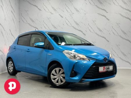 2019 Toyota Vitz F Hybrid Auto - Straight Sale Discount / 12 Months Warranty €13,950 thumbnail