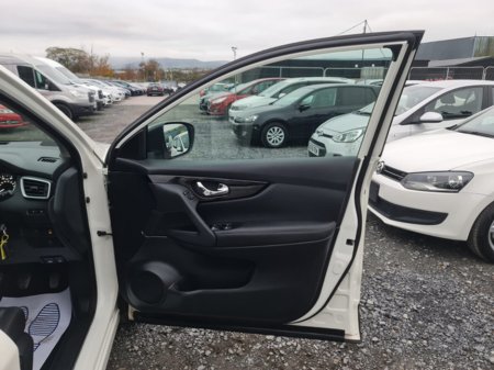 2019 Nissan Qashqai ACENTA PREMIUM Low Mileage €16,995 thumbnail