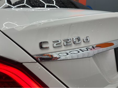 2020 Mercedes-Benz C Class €29950 2020 MERCEDES-BENZ C220D LAUREUS EDITION 2.0 AUTOMATIC / CRUISE CONTROL / REVERSE CAMERA / ELECTRIC MEMORY & HEATED SEATS / AMBIENT LIGHTS / PADDLE SHIFTERS €29,950 thumbnail