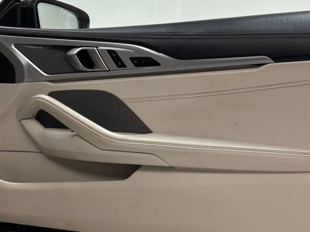 2019 BMW 8 Series - thumbnail 23