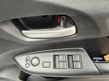 2016 Honda Jazz - thumbnail 18