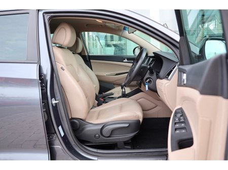 2016 Hyundai Tucson - thumbnail 6