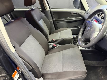 2010 Suzuki SX4 - thumbnail 17