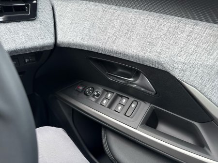 2026 Peugeot 5008 - thumbnail 23