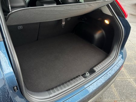 2025 Kia Niro HEV SEM €36,895 thumbnail