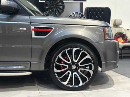 2010 Land Rover Range Rover Sport 3.0 SDV6 OVERFINCH UTILITY €17,950 thumbnail