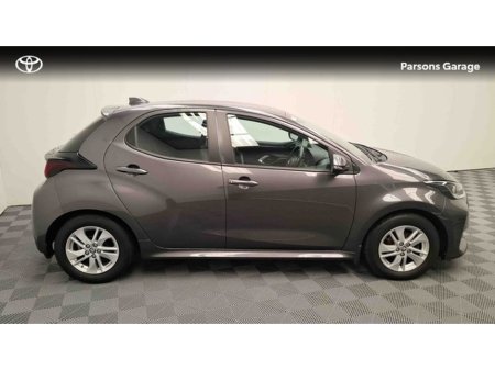 2023 Toyota Yaris - thumbnail 3