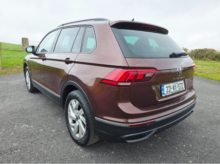 2022 Volkswagen Tiguan - thumbnail 9