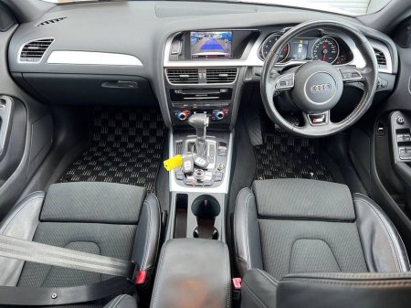 2015 Audi A4 AVANT S-LINE 2.0 TFSI // SERVICE HISTORY // NEW 19" S-LINE ALLOYS // DUAL ZONE CLIMATE CONTROL €17,900 thumbnail