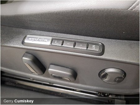 2025 Volkswagen ID.4 - thumbnail 10