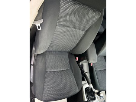 2011 Toyota Corolla - thumbnail 12