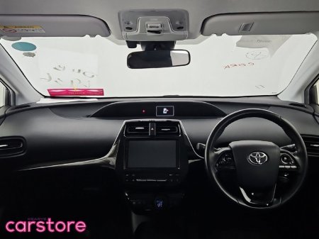 2019 Toyota Prius - thumbnail 11