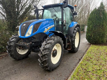 2017 New Holland T6 New Holland T6.165 €47,500 thumbnail