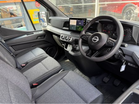 2026 Nissan Interstar Free Towbar & Ply-lining L3H2 150 bhp SV Premium €35,976