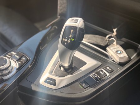 2016 BMW 3 Series - thumbnail 12