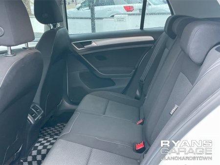 2017 Volkswagen Golf **DEPOSIT PAID** 1.2 TSI AUTO 5DR €15,500 thumbnail