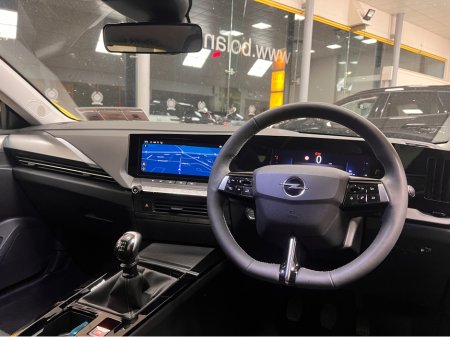 2024 Opel Astra - photo 3